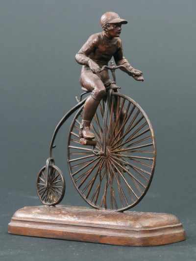 For sale: LE CHAMPION SUR GRAND BI  VELOCIPEDIE