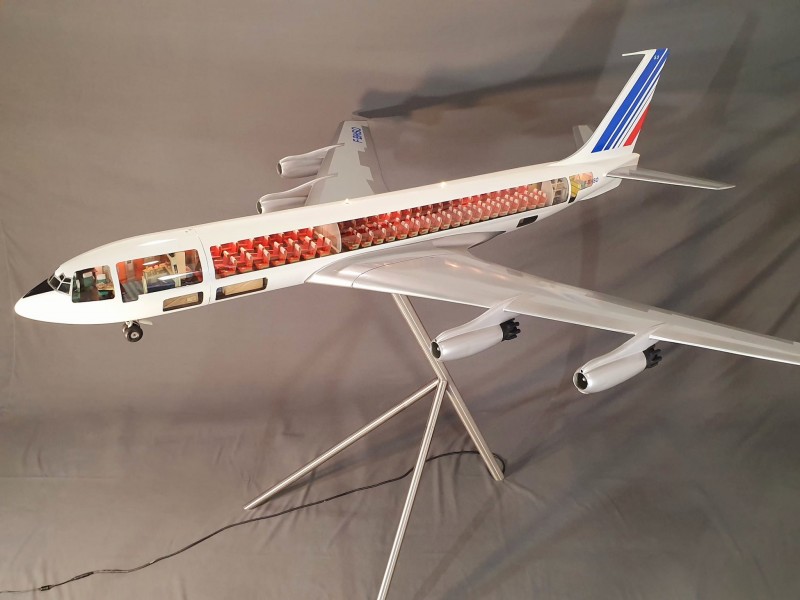 For sale: AIR FRANCE BOEING 707 CUTAWAY-ÉCORCHÉ MAQUETTE D'AGENCE ÉCLAIRANTE AU 1