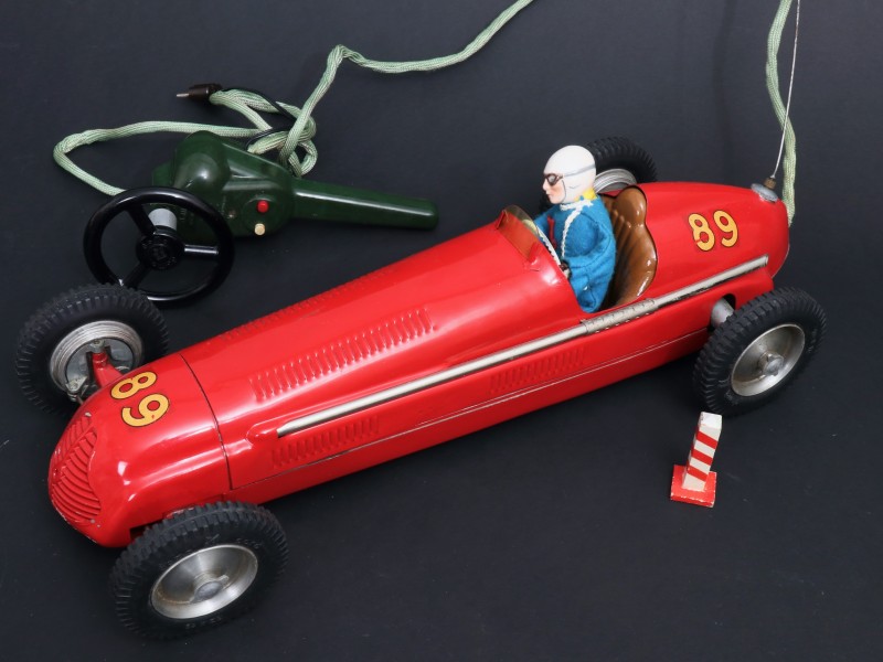For sale: DOMO ALFETTA 158 AUTOCORSA  FILOGUIDE EN BOITE BOIS D'ORIGINE