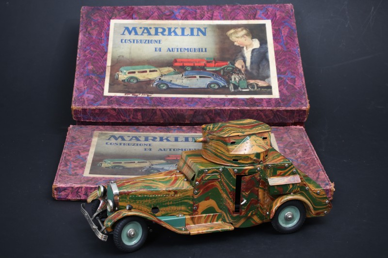 For sale: MARKLIN AUTO MITRAILLEUSE BENZ AVEC BOITES D'ORIGINE