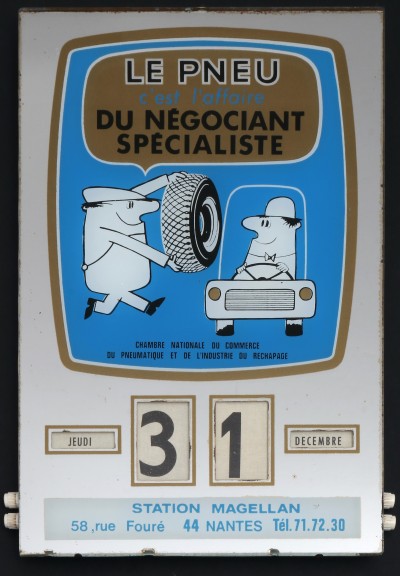 For sale: CALENDRIER PERPETUEL LE PNEU DU NEGOCIALT SPECIALISTE