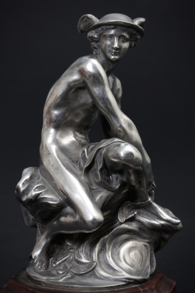 For sale: PIGALLE MASCOTTE AUTOMOBILE HERMES