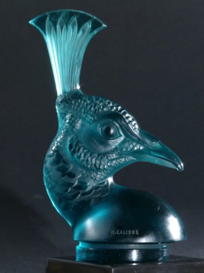 For sale: LALIQUE  CAR MASCOTTE TETE DE PAON VERT EMERAUDE